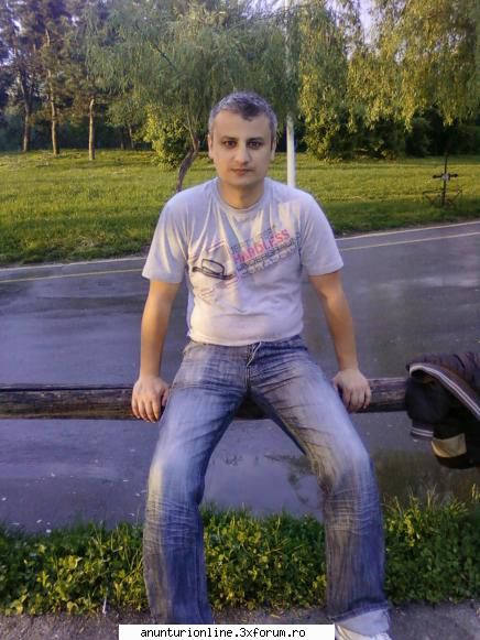 caut jumatatea din bucuresti - ma numesc mihai sunt din bucuresti varsta 29 de - Casatorii